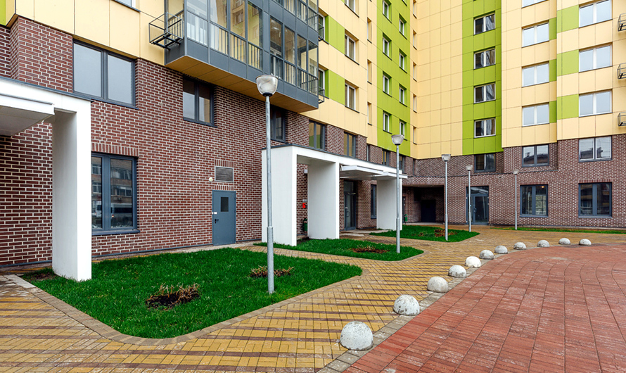 В Москве строится более сотни модернизированных панельных домов