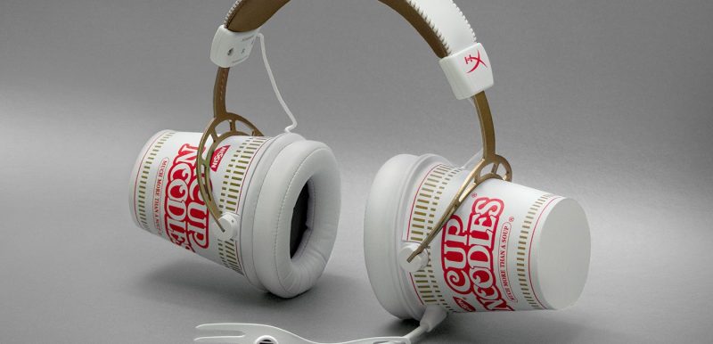 https___hypebeast.com_image_2019_03_nissin-x-hyperx-cup-noodle-headphones-001
