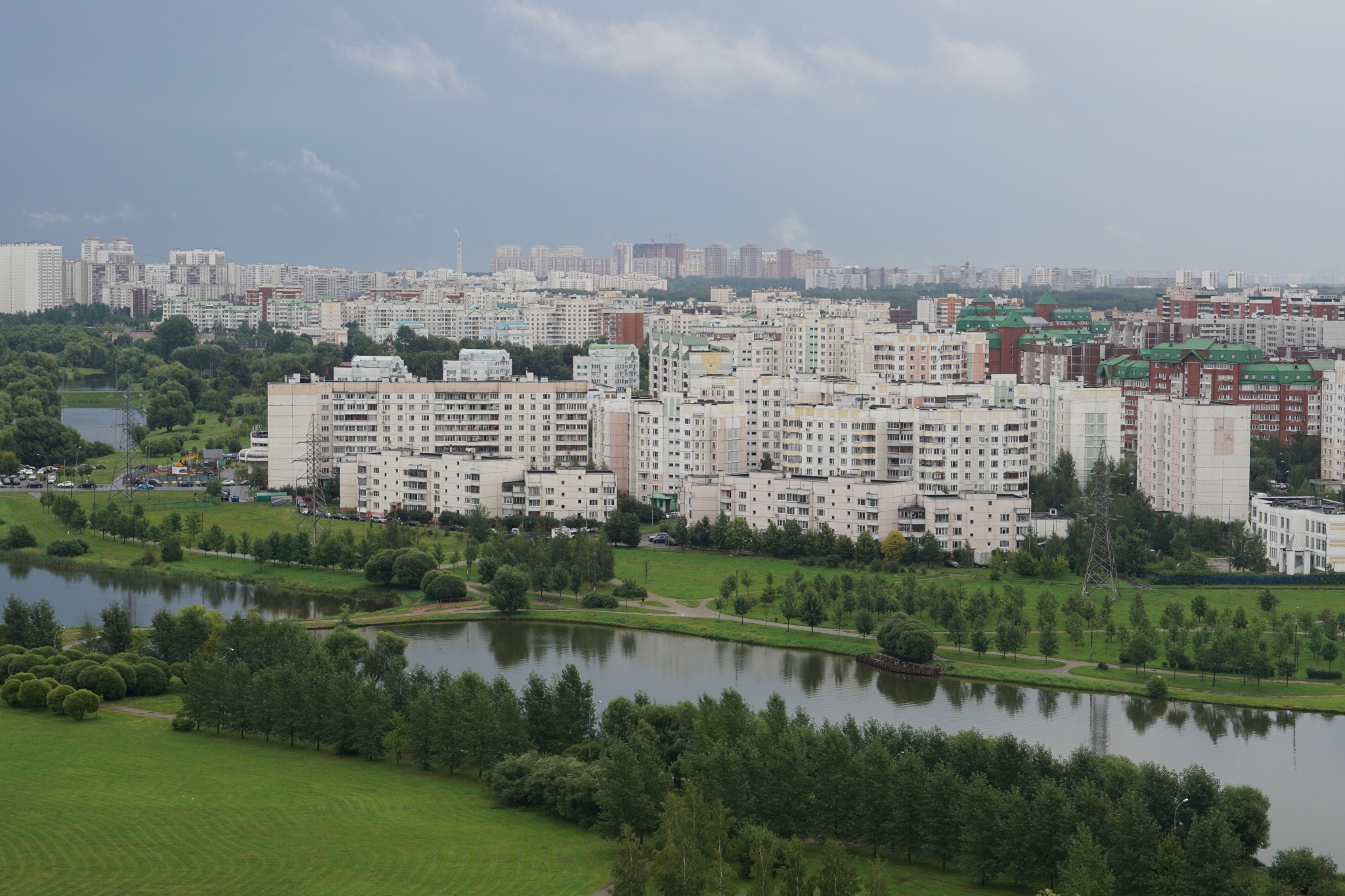 парк у метро бунинская аллея