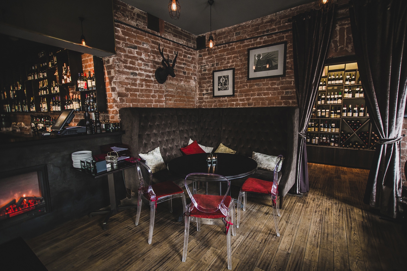 Why not bar. Бары в Москве топ 5. Винный бар Москва. Why not бар Москва. Wine not Bar Москва.