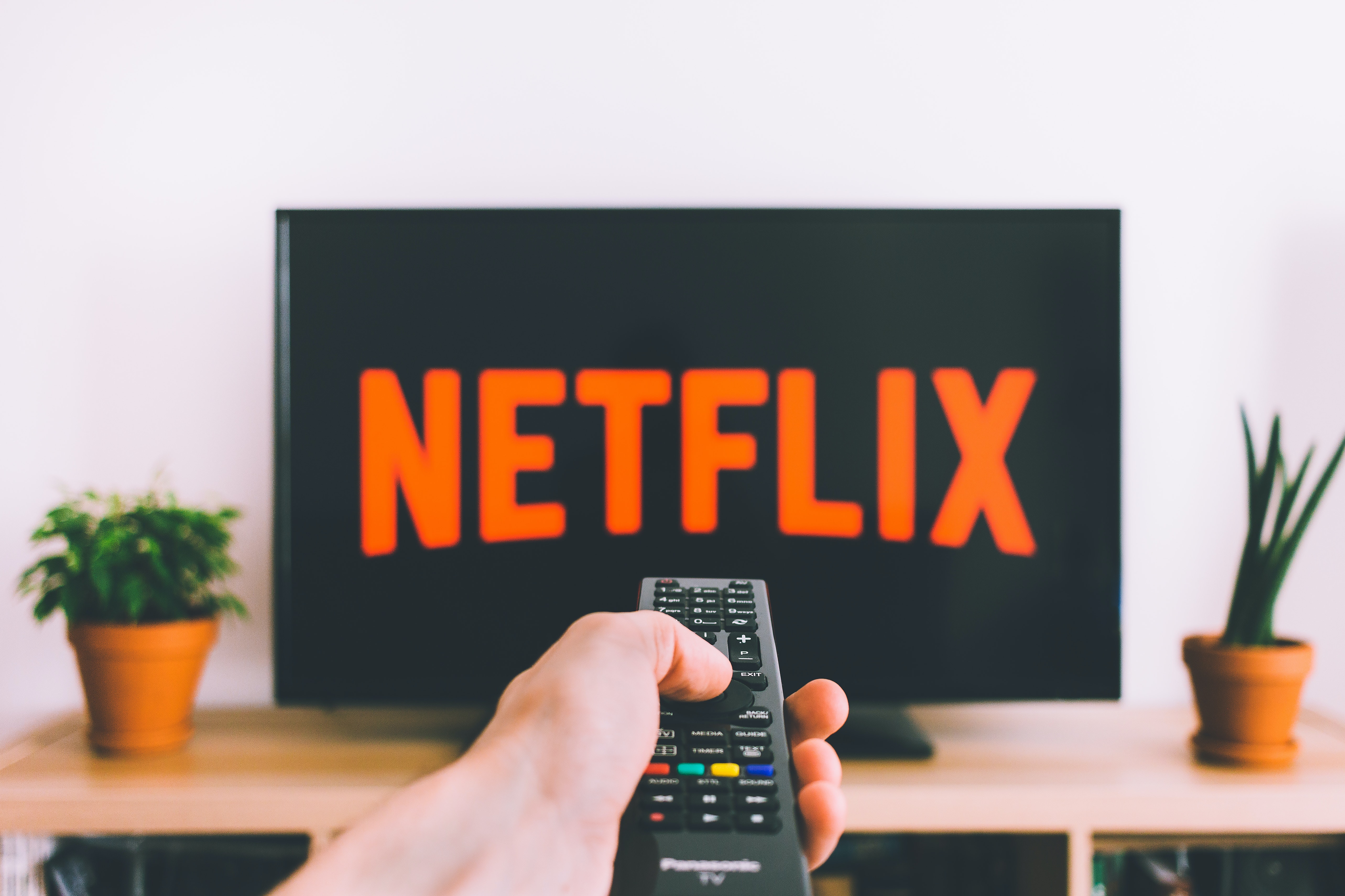 Netflix это. Нетфликс. Netflix картинки. Нетфликс компания. Заставка Нетфликс.