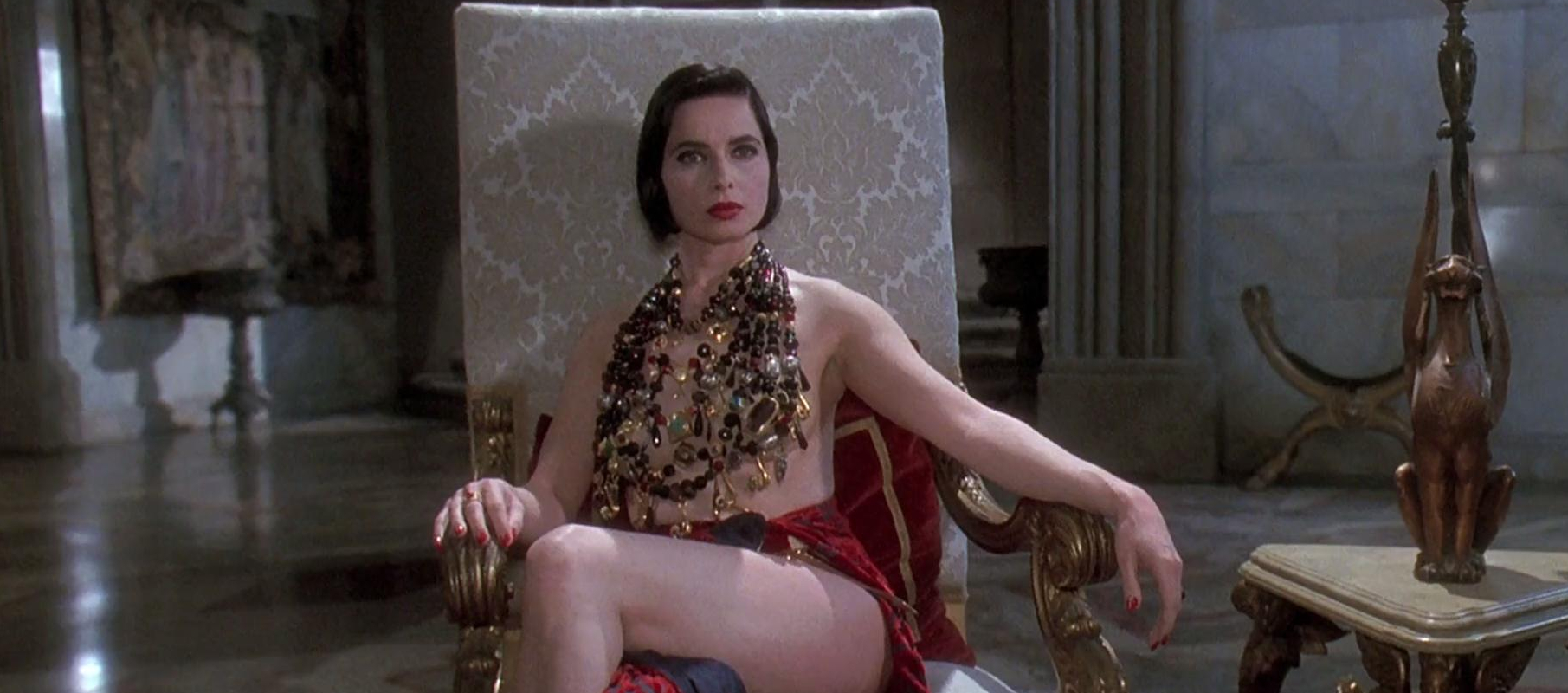 Death becomes her nude