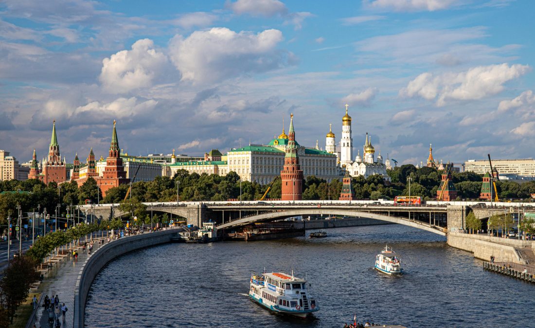 pexels-solomonikvik-8759324