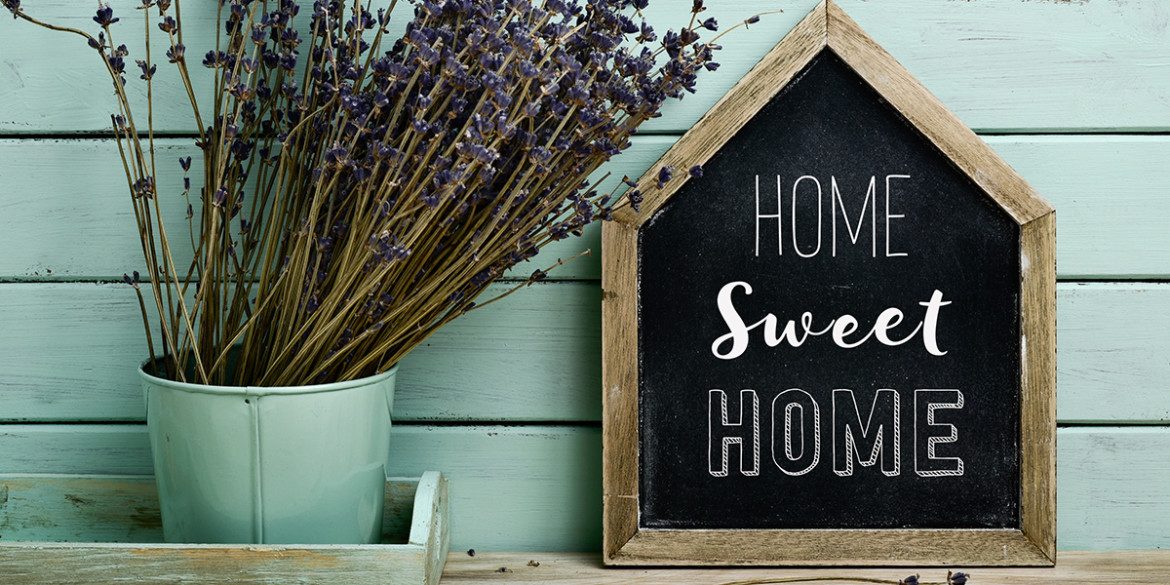 Tips-for-Planning-A-Housewarming-Party-Feature-1170x0-c-center