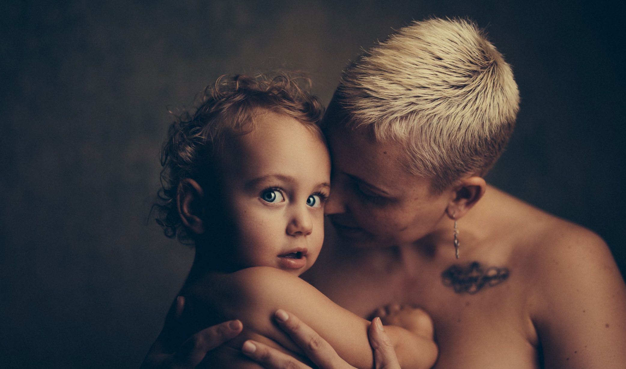 голая женщина с ребенком фото и видео фото 29