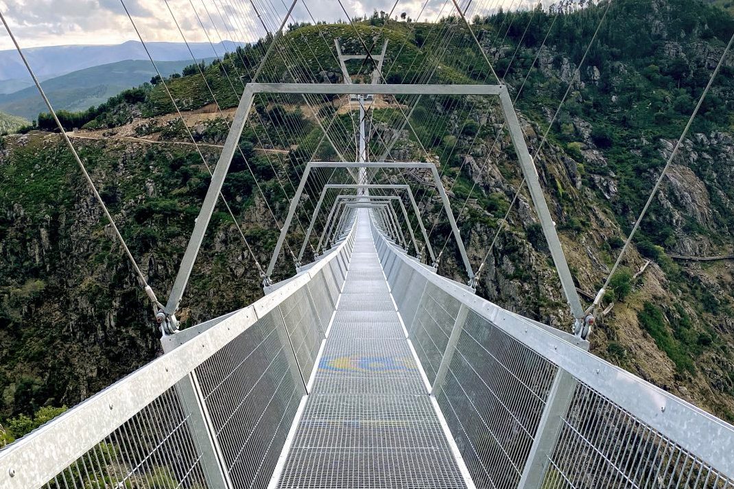 portugal-ponte-516-arouca-worlds-longest-pedestrian-bridge-opening-001